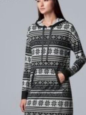 Simply Vera Vera Wang Size Large Black & White Nordic Hooded Nightgown